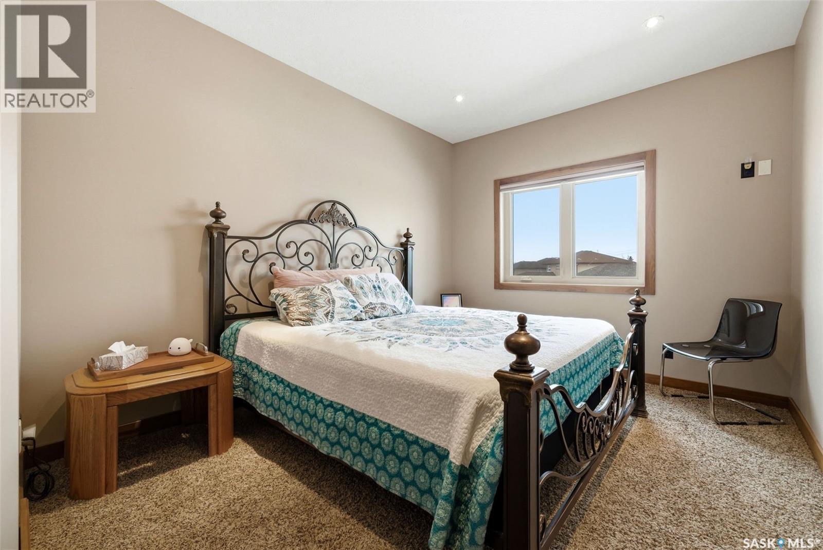 7502 Lilac Place, Regina, SK - Indoor Photo Showing Bedroom