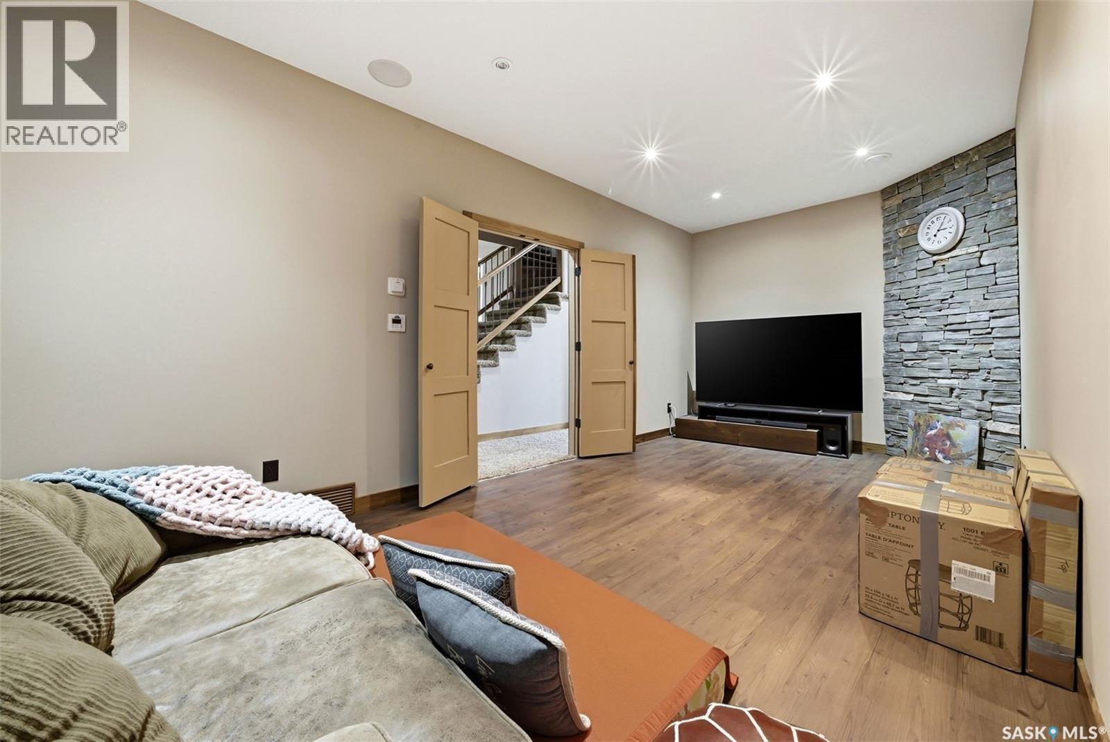 7502 Lilac Place, Regina, SK - Indoor