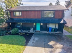 1950 Cynamocka Rd Ucluelet, BC V0R 3A0