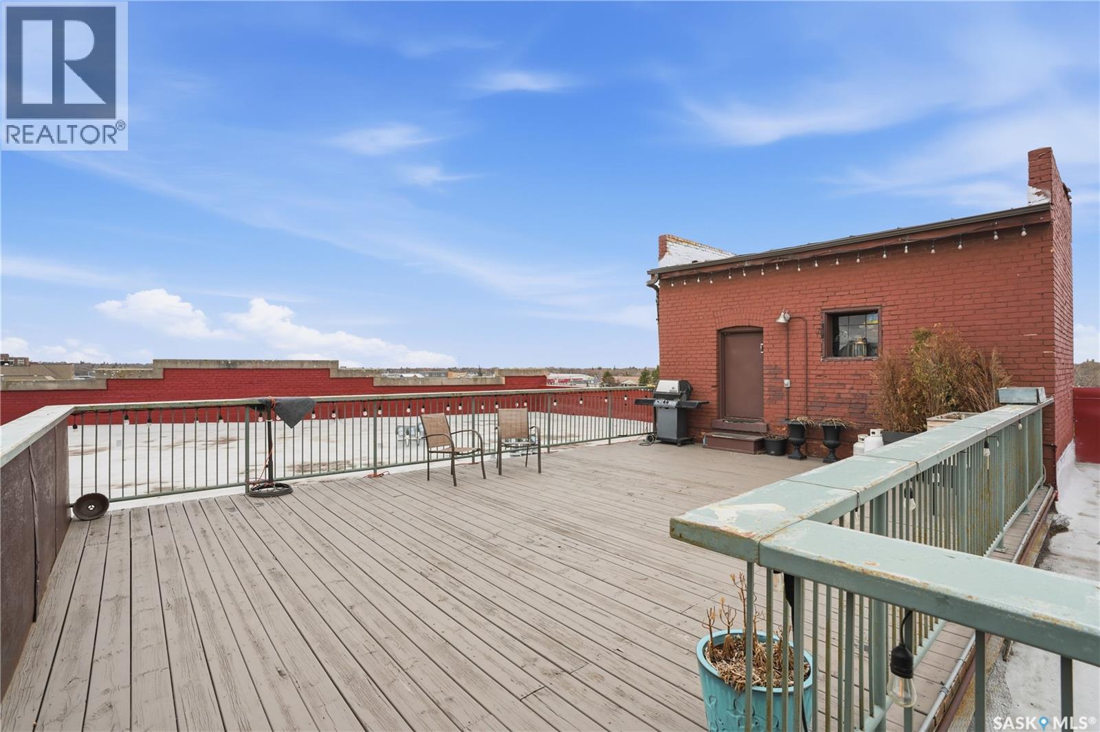 301 12 23Rd Street E, Saskatoon, SK - Outdoor With Deck Patio Veranda With Exterior