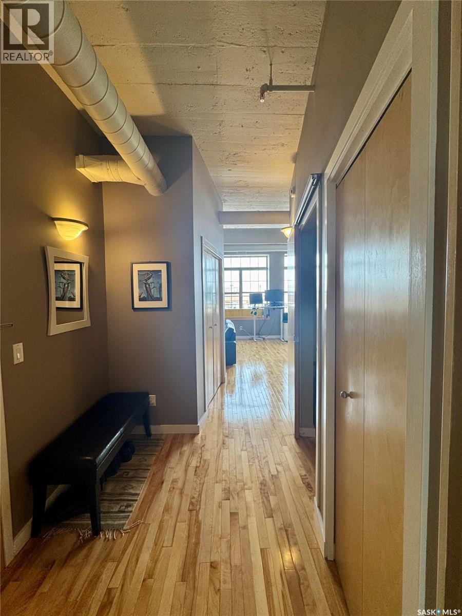 301 12 23Rd Street E, Saskatoon, SK - Indoor Photo Showing Other Room