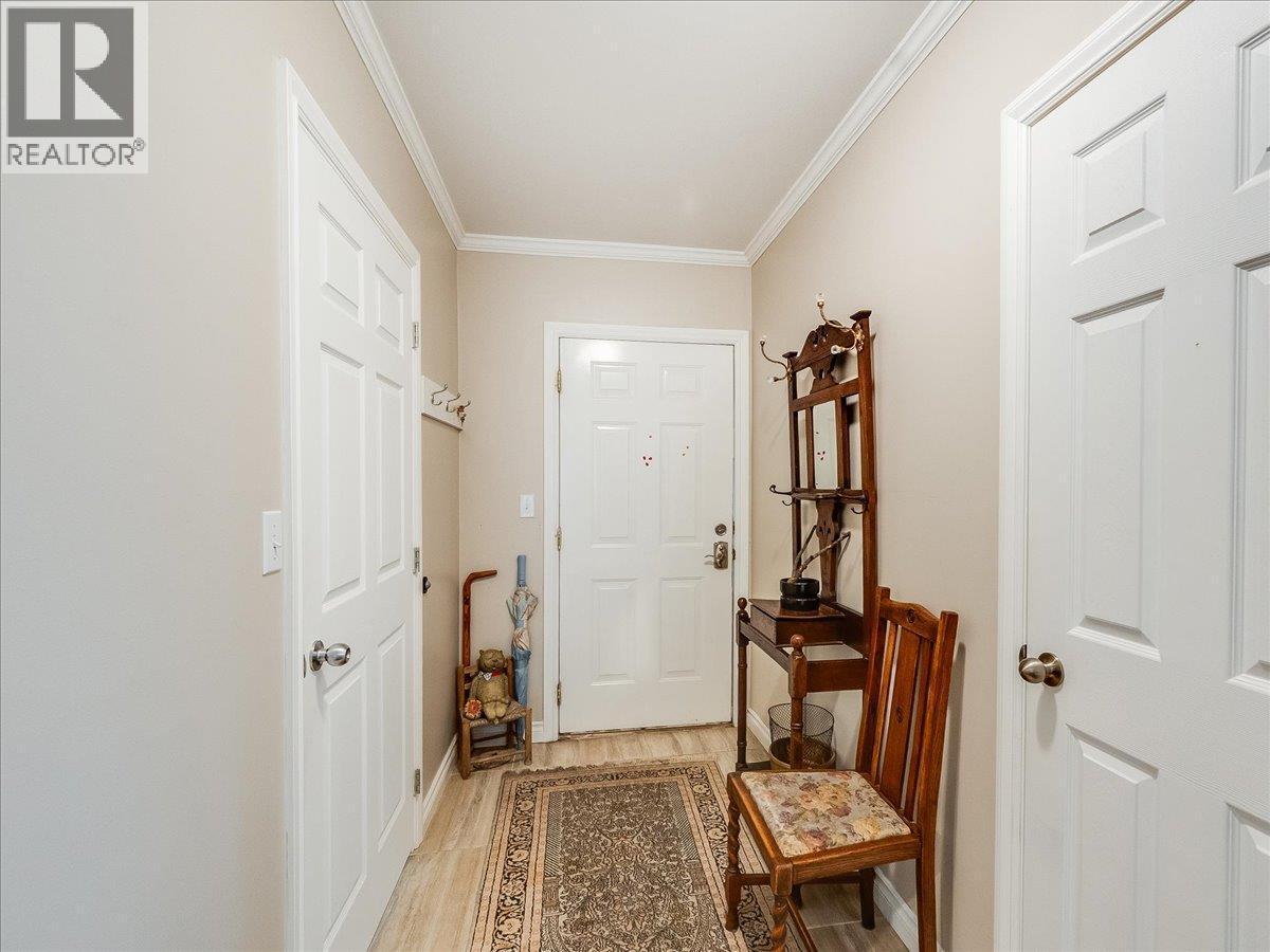 1767 Second Avenue, Trail, BC - Indoor Photo Showing Other Room