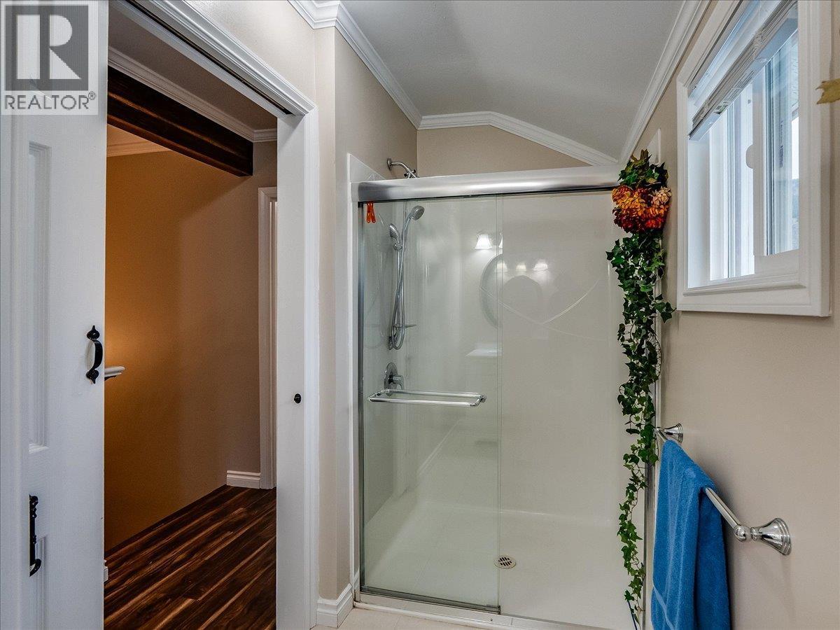 1767 Second Avenue, Trail, BC - Indoor