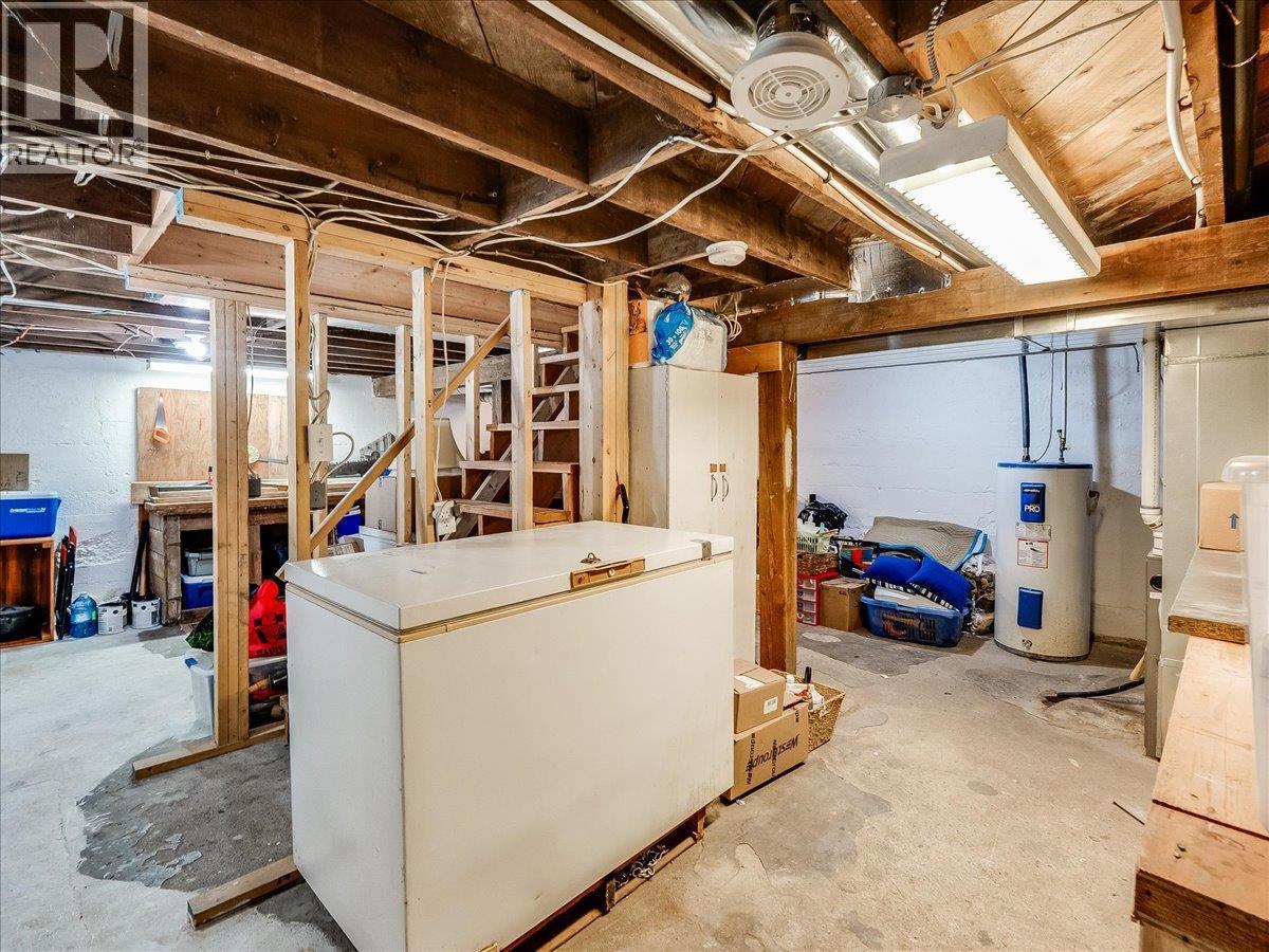 1767 Second Avenue, Trail, BC - Indoor Photo Showing Basement