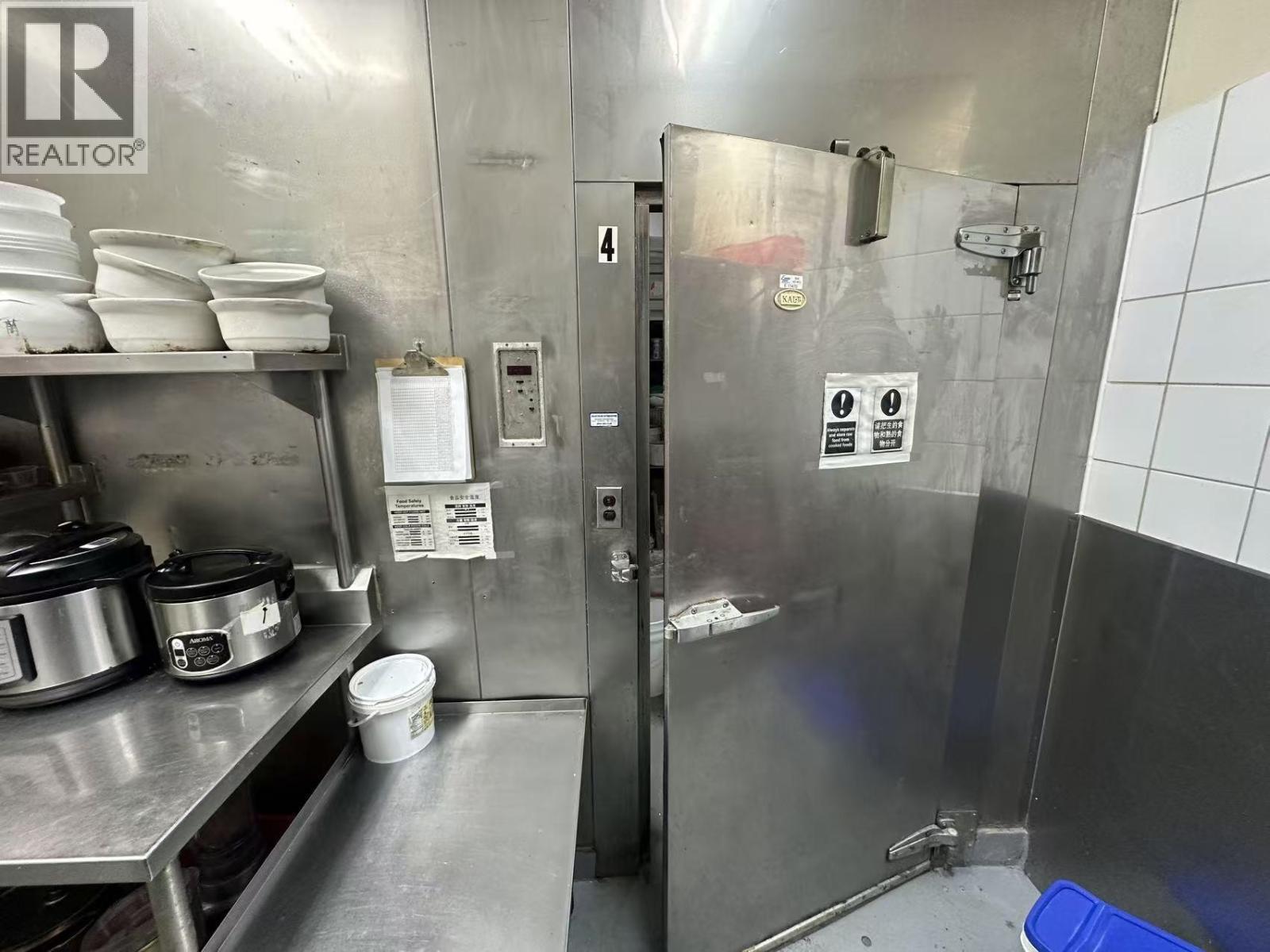 8231 Ackroyd Road, Richmond, BC