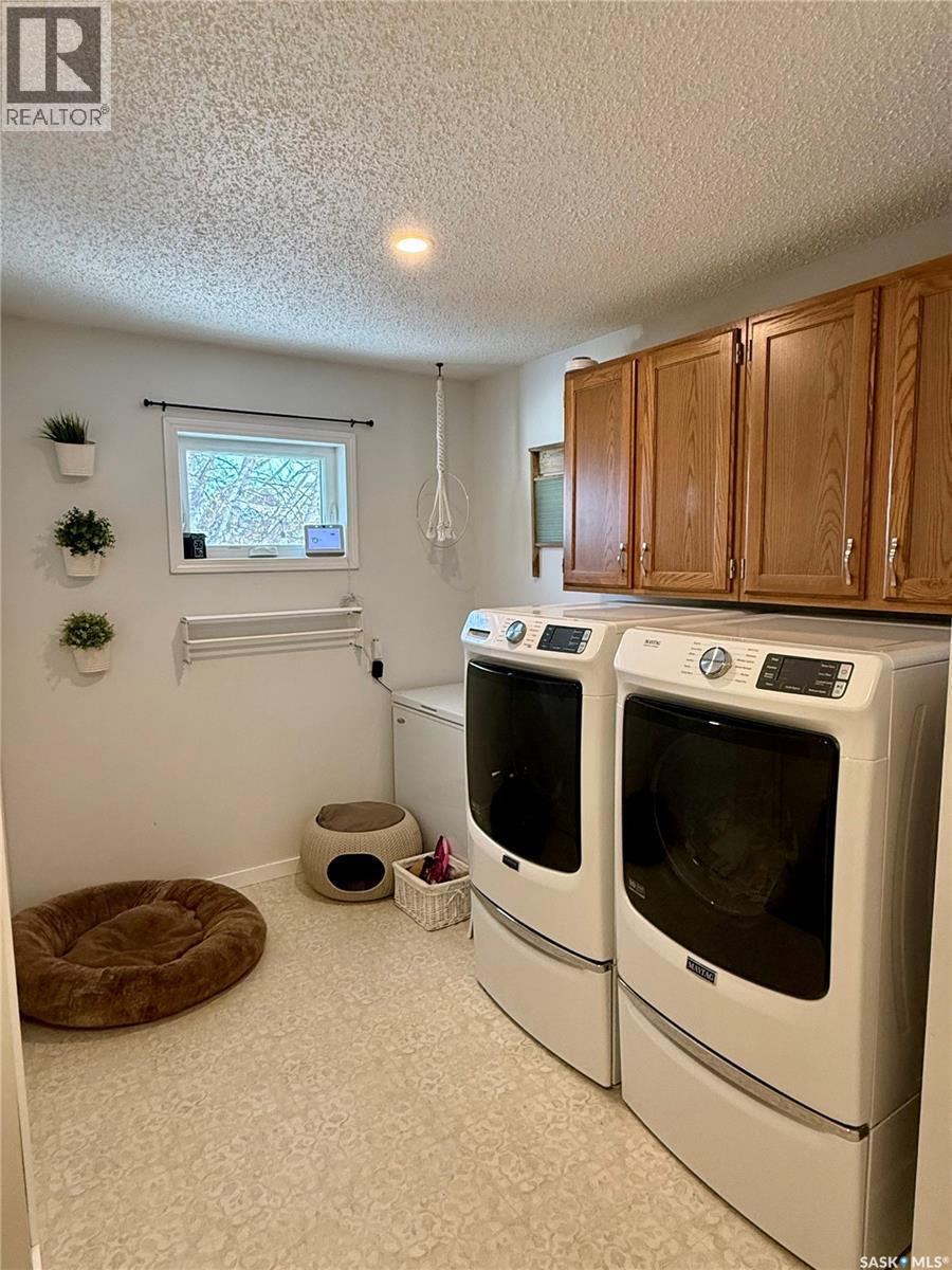 420 Logan Avenue, White Fox, SK - Indoor Photo Showing Laundry Room