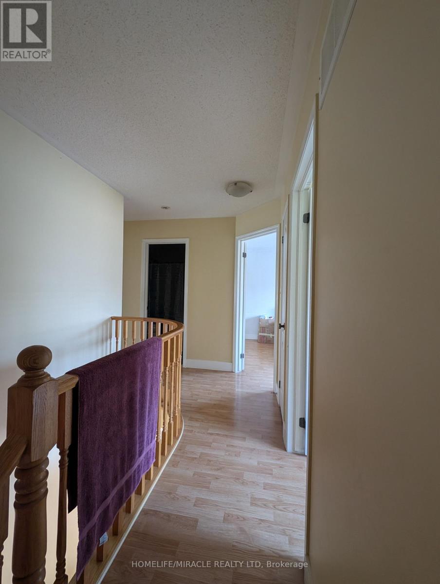 3115 Edgar Avenue, Burlington, ON - Indoor Photo Showing Other Room