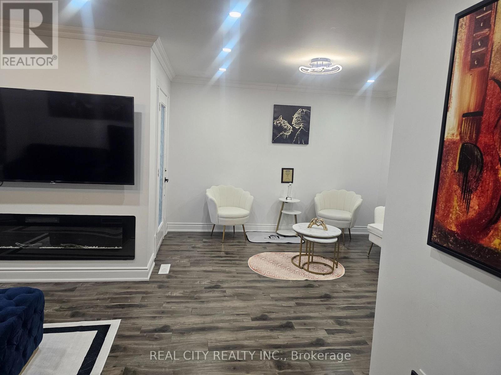 1680 Samuelson Circle, Mississauga, ON - Indoor