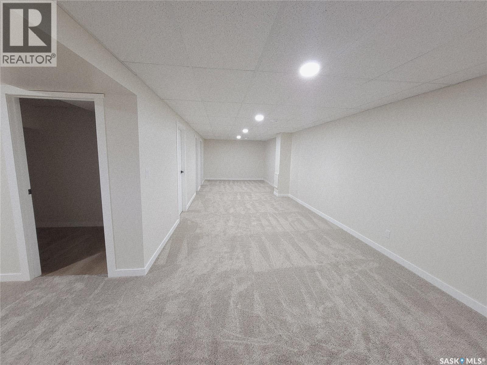 357 5Th Avenue W, Unity, SK - Indoor Photo Showing Other Room