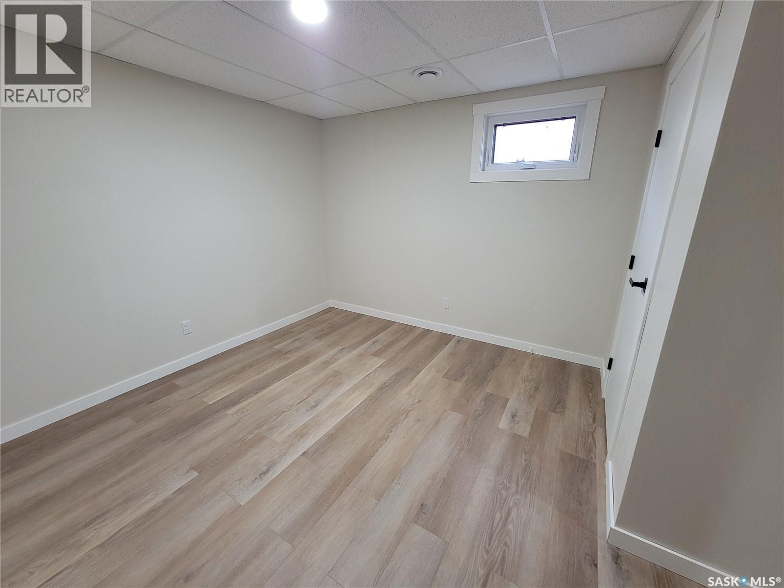 357 5Th Avenue W, Unity, SK - Indoor Photo Showing Other Room