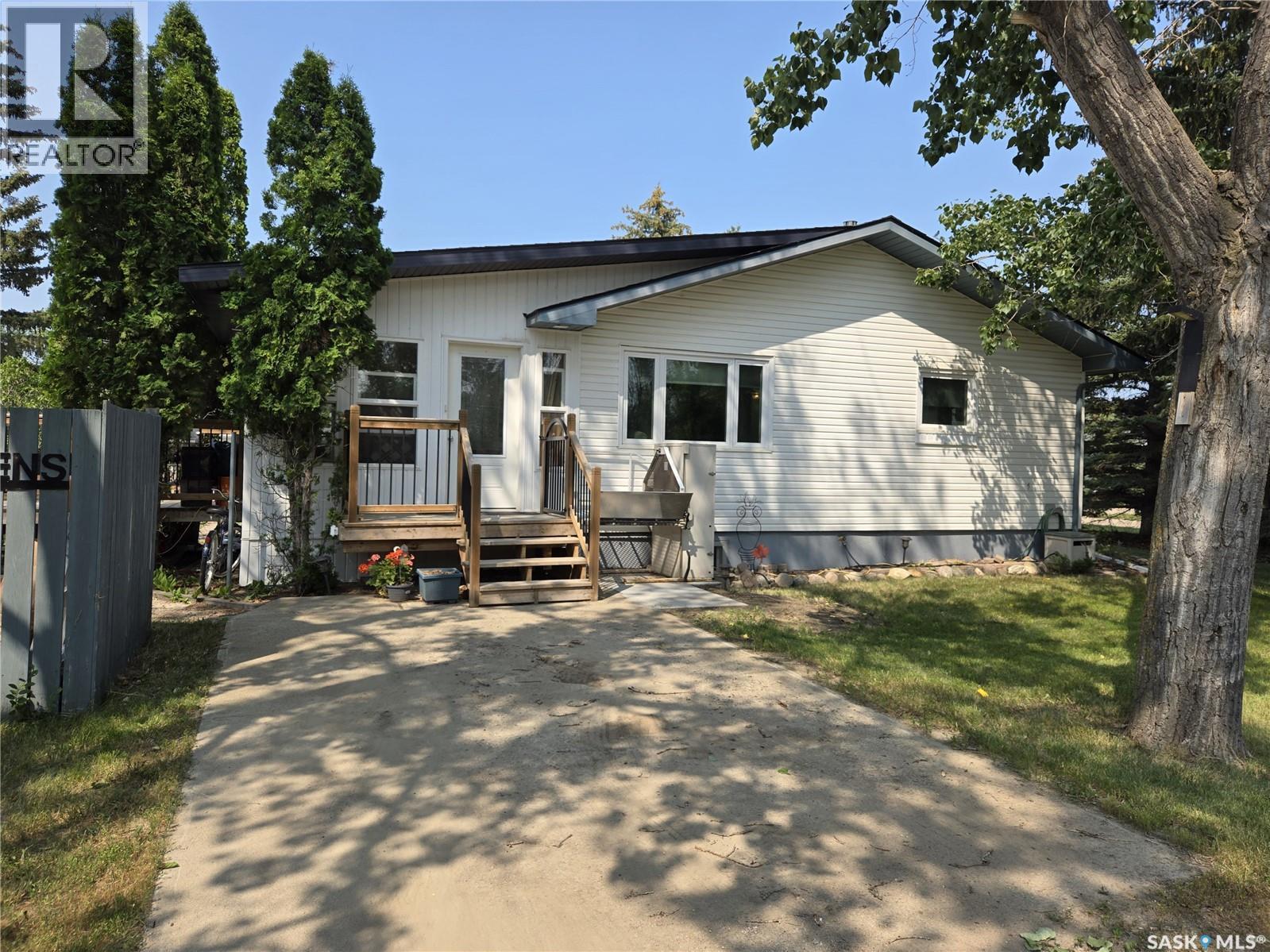 314 Milden Street, Conquest, SK - Outdoor