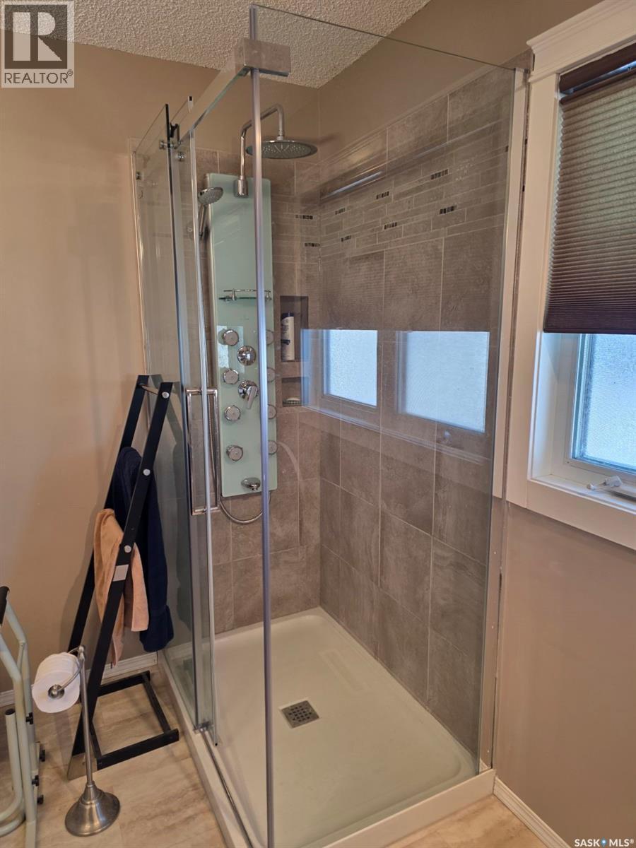 314 Milden Street, Conquest, SK - Indoor Photo Showing Bathroom