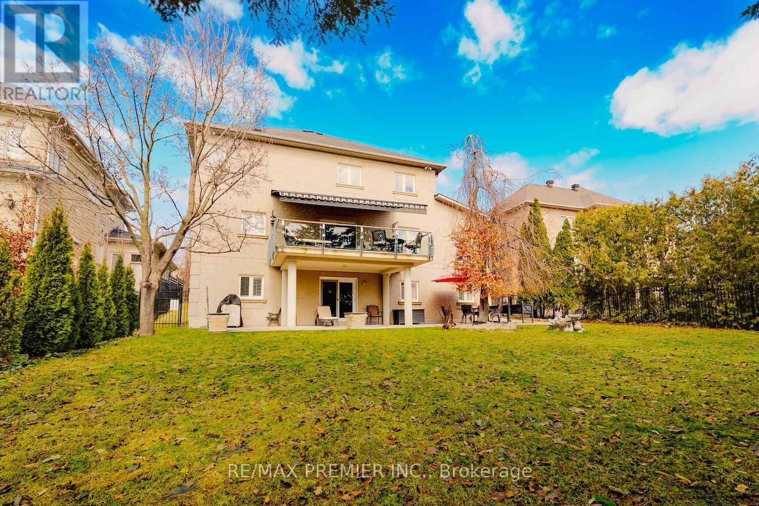 85 Gregory Scott Drive, Vaughan, ON - Outdoor