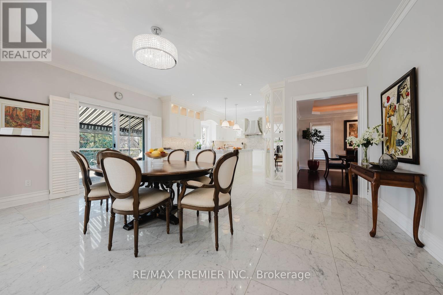 85 Gregory Scott Drive, Vaughan, ON - Indoor Photo Showing Dining Room