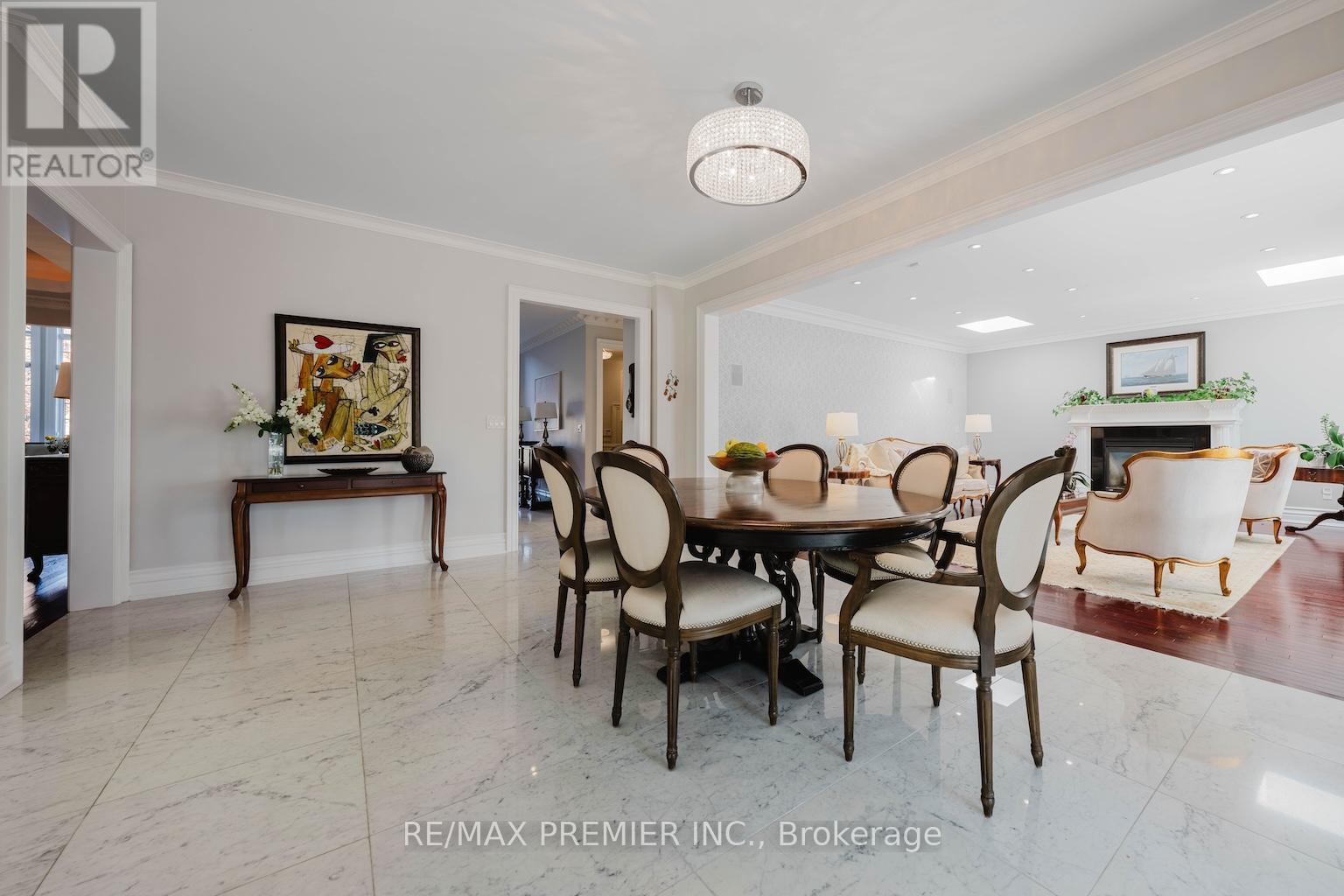 85 Gregory Scott Drive, Vaughan, ON - Indoor Photo Showing Dining Room