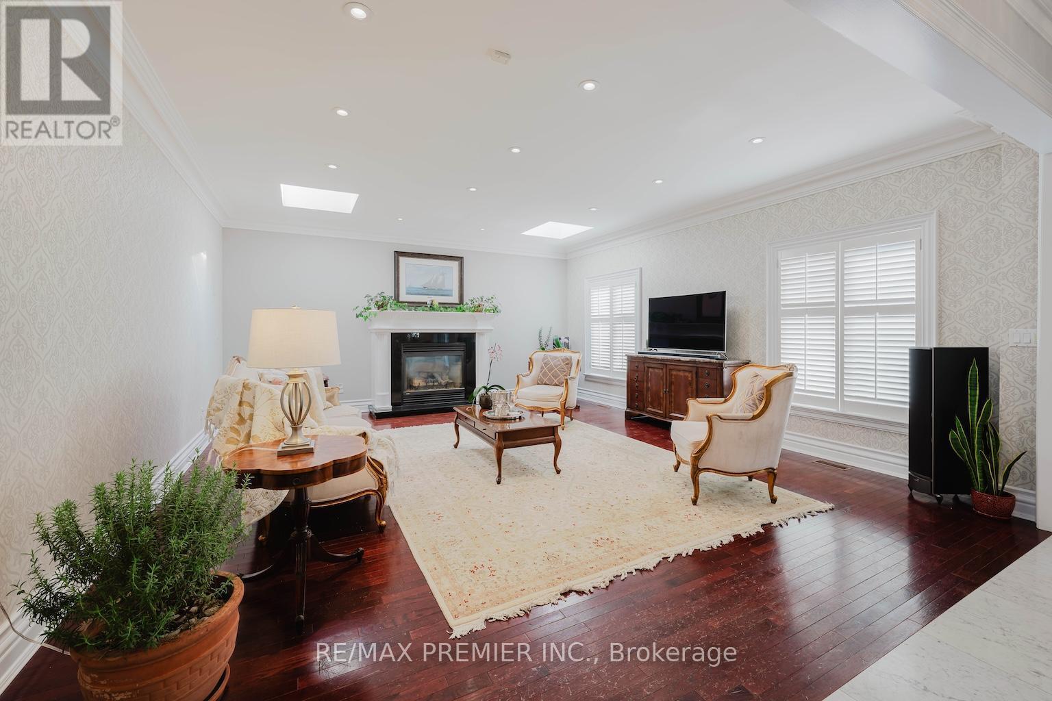 85 Gregory Scott Drive, Vaughan, ON - Indoor Photo Showing Other Room With Fireplace
