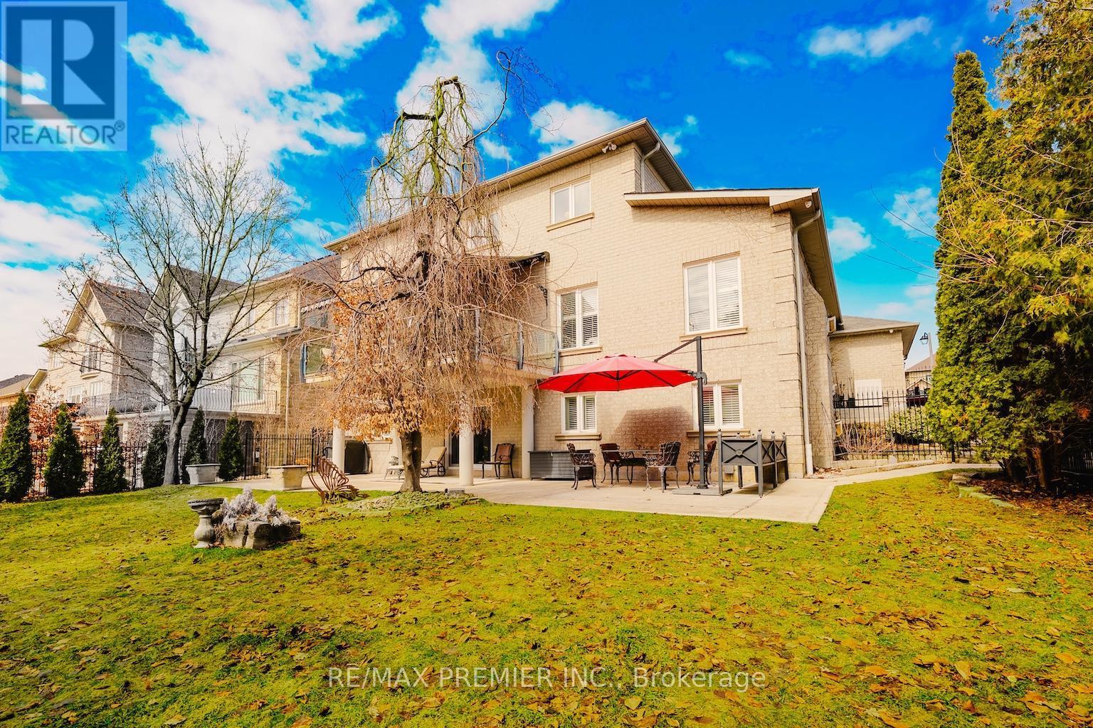 85 Gregory Scott Drive, Vaughan, ON - Outdoor