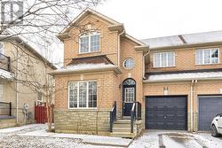 6 BEACHSURF ROAD Brampton, ON L6R 2M1