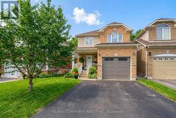 18 DUVAL STREET Clarington, ON L1E 0B1
