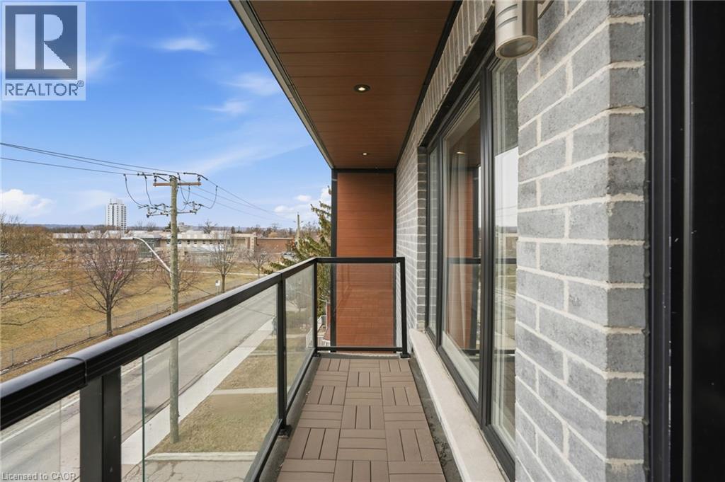414 John Street N, Hamilton, ON - Outdoor With Exterior