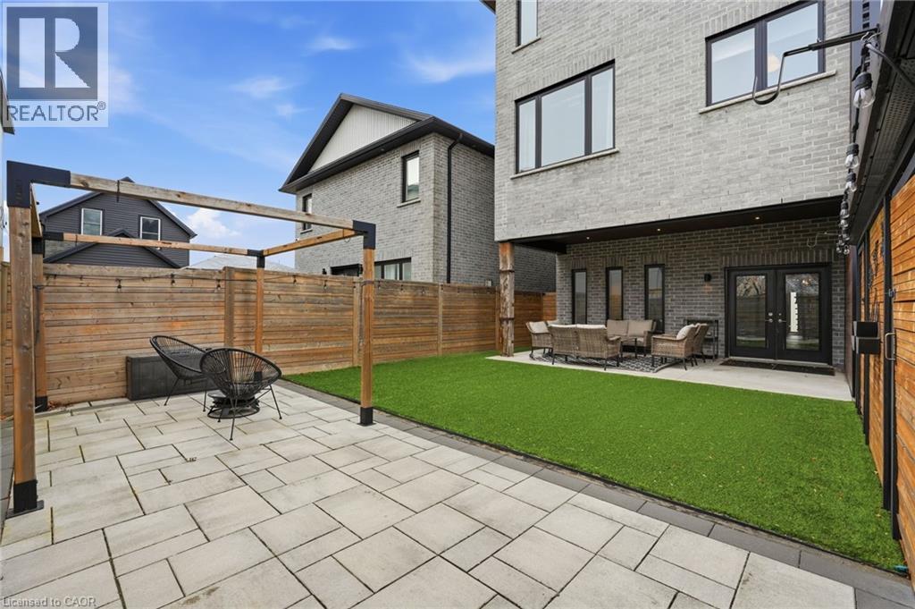 414 John Street N, Hamilton, ON - Outdoor With Exterior