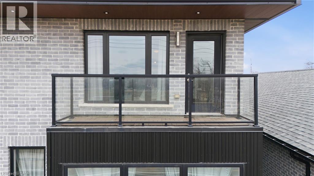 414 John Street N, Hamilton, ON - Outdoor With Exterior