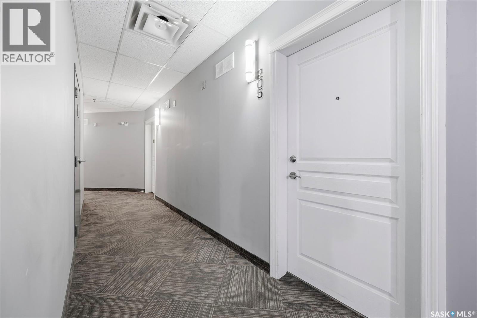 205 412 Willowgrove Square, Saskatoon, SK - Indoor Photo Showing Other Room