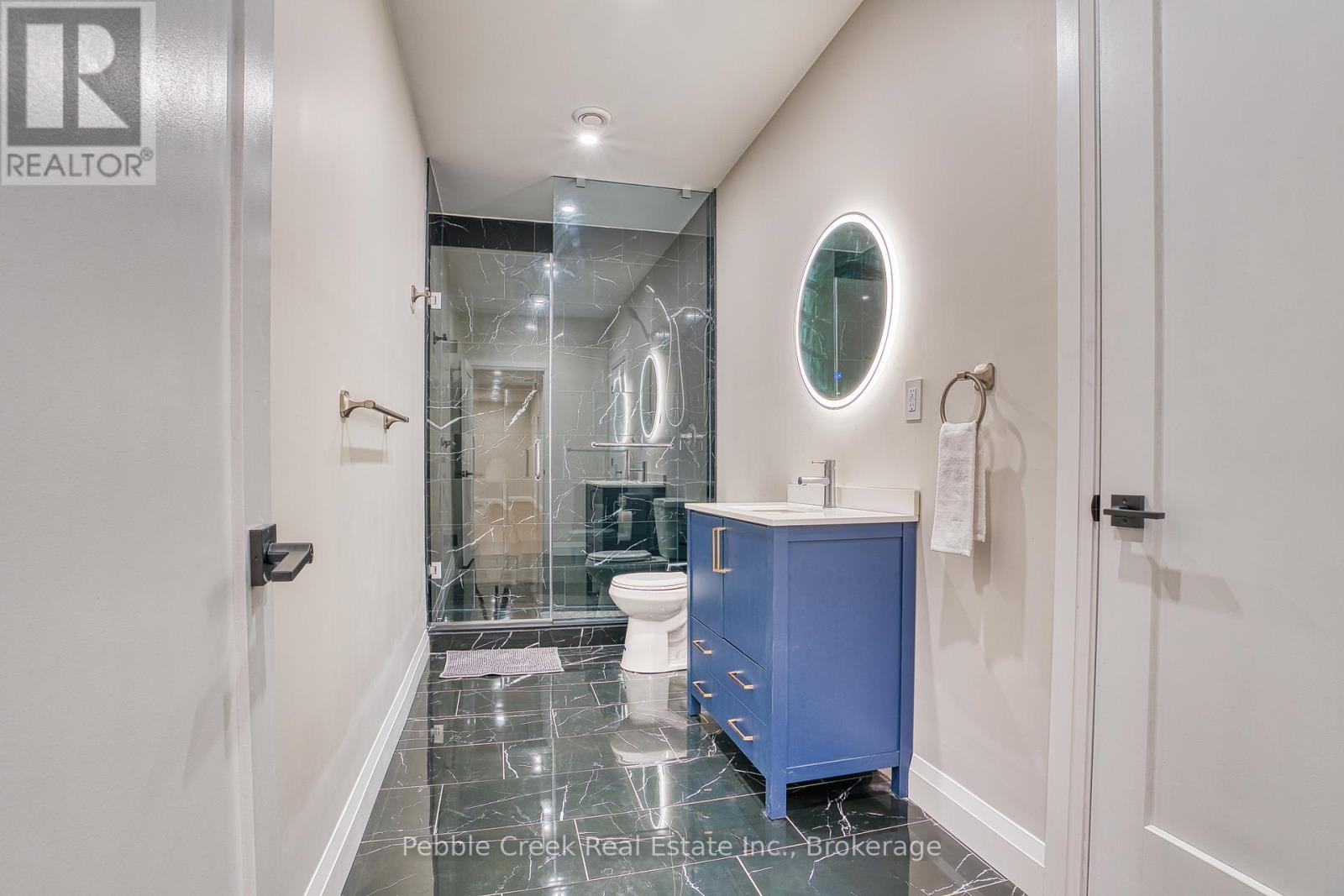 ensuite bathroom in bedroom 2 (basement) - 182 Shearwater Trail, Goderich (Goderich (Town)), ON - Indoor Photo Showing Bathroom