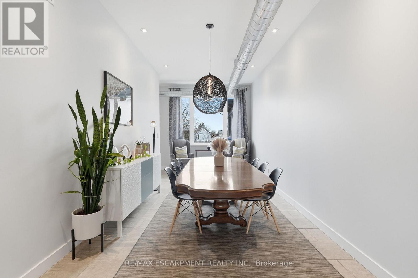 414 John Street, Hamilton, ON - Indoor Photo Showing Dining Room