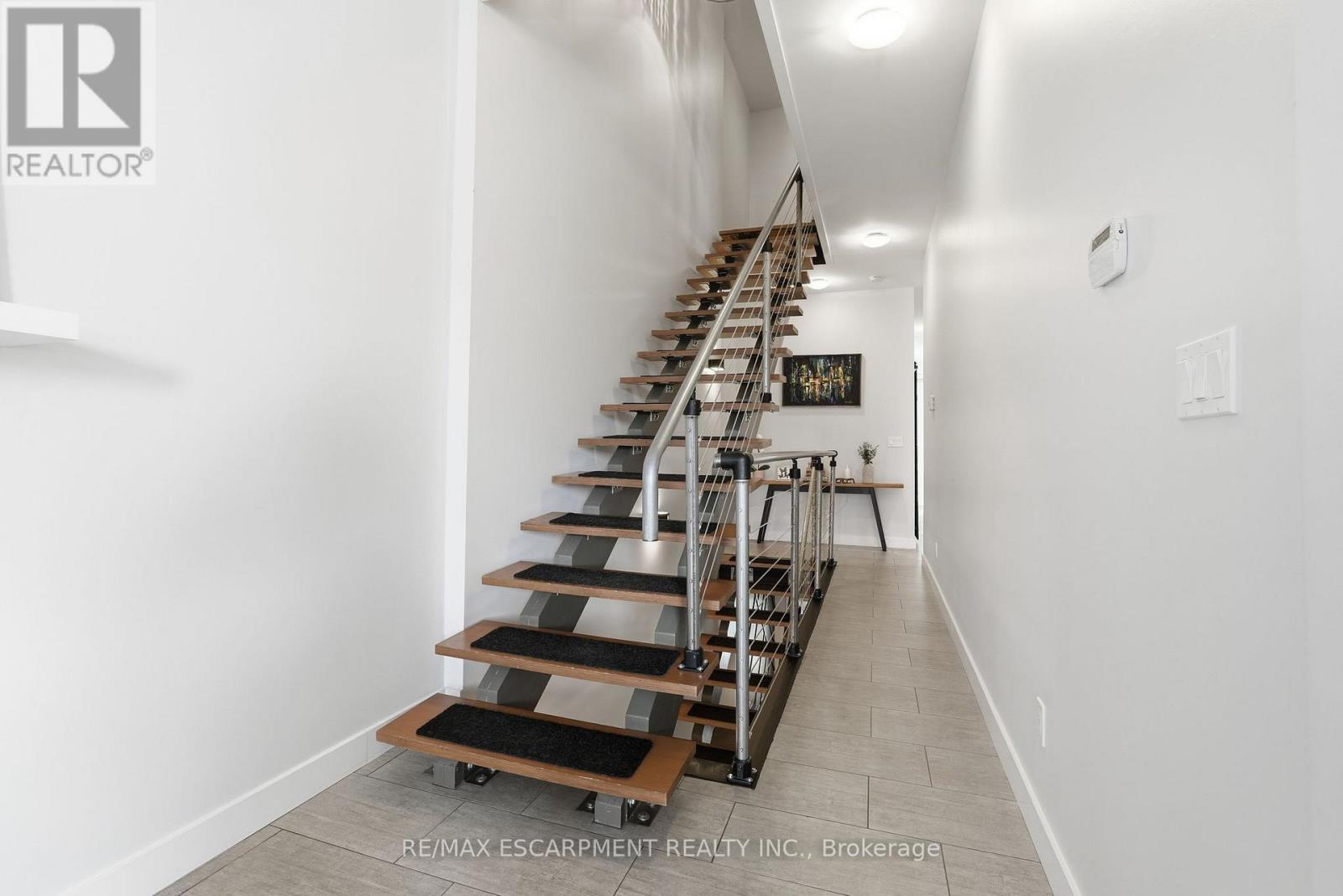 414 John Street, Hamilton, ON - Indoor Photo Showing Other Room