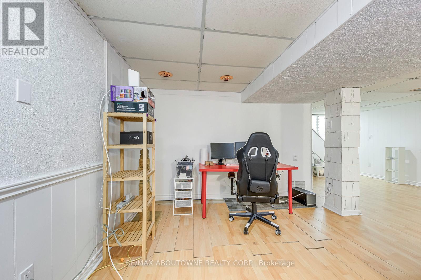 2565 Windjammer Road, Mississauga, ON - Indoor