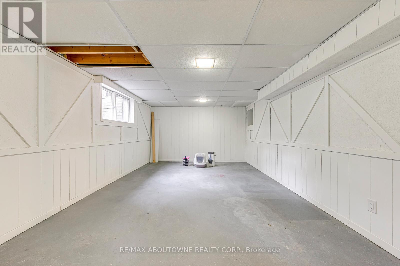 2565 Windjammer Road, Mississauga, ON - Indoor Photo Showing Other Room