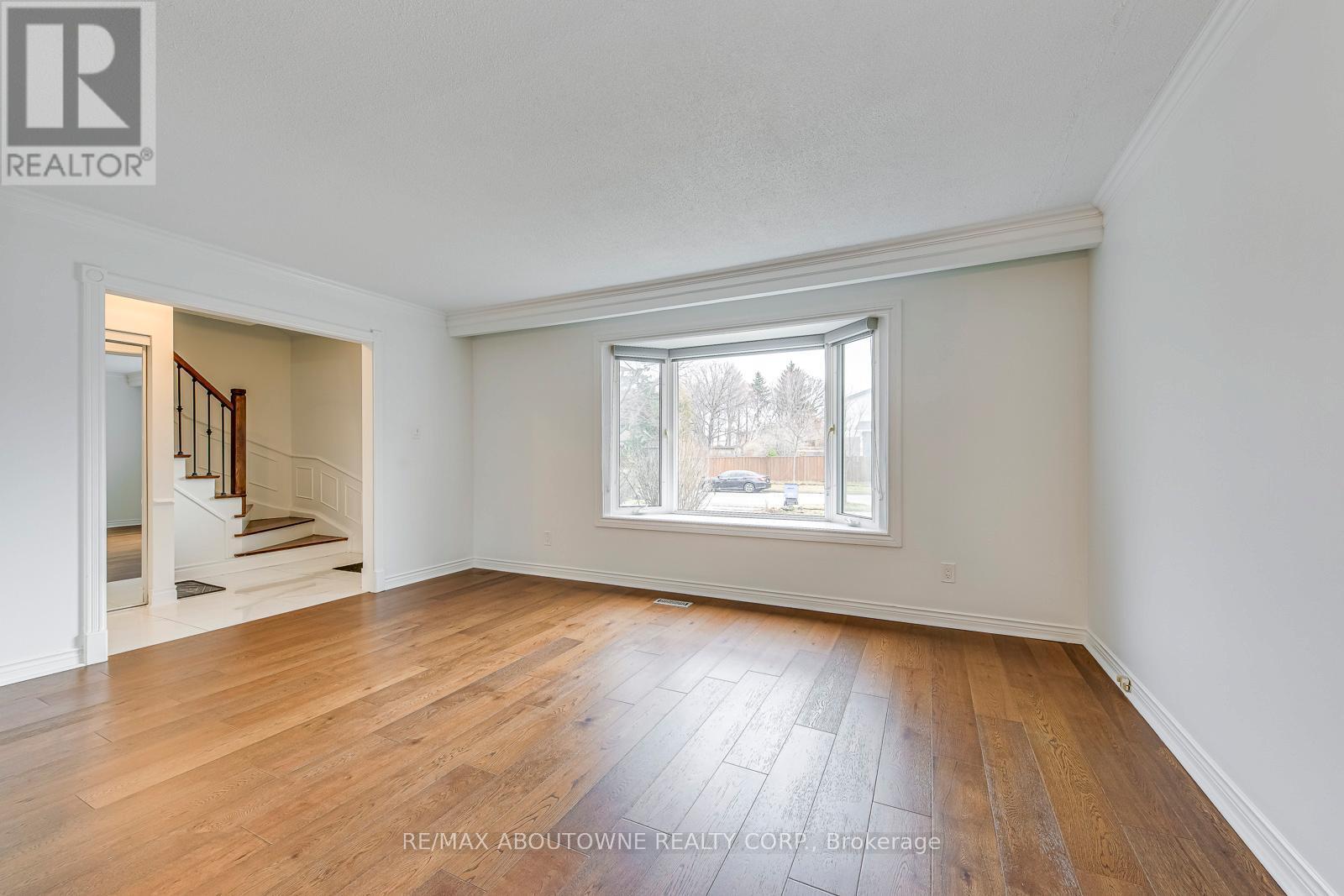 2565 Windjammer Road, Mississauga, ON - Indoor Photo Showing Other Room