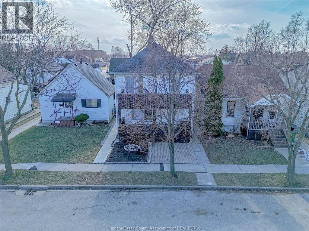 1345 Henry Ford, Windsor, ON - Outdoor