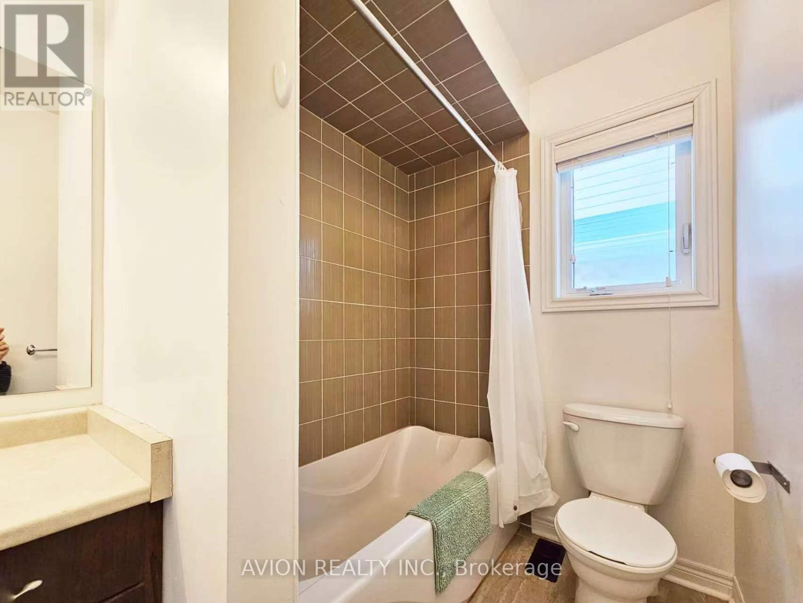 72 Eakin Mill Road, Markham, ON - Indoor Photo Showing Bathroom