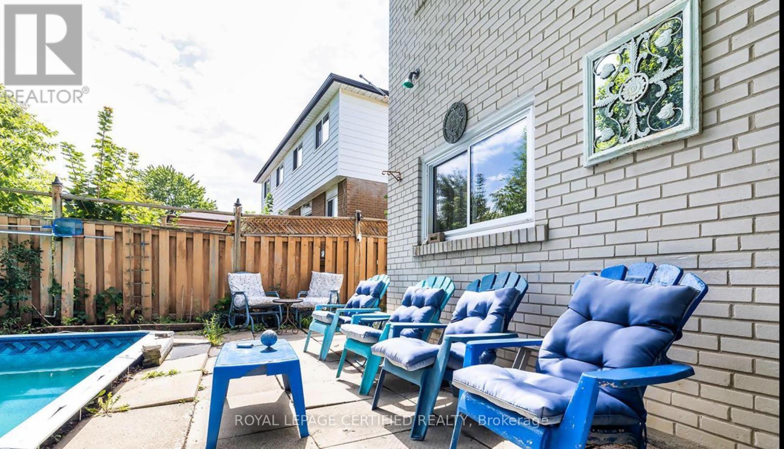 6872 Darcel Avenue, Mississauga, ON - Outdoor With Deck Patio Veranda