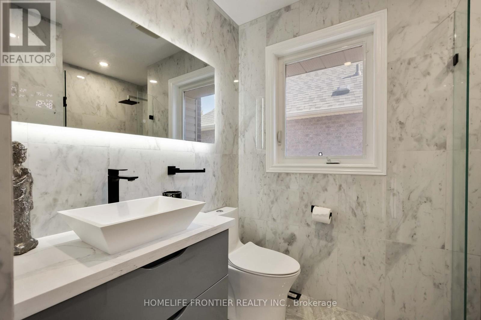 26 Barnstone Drive, Markham, ON - Indoor Photo Showing Bathroom