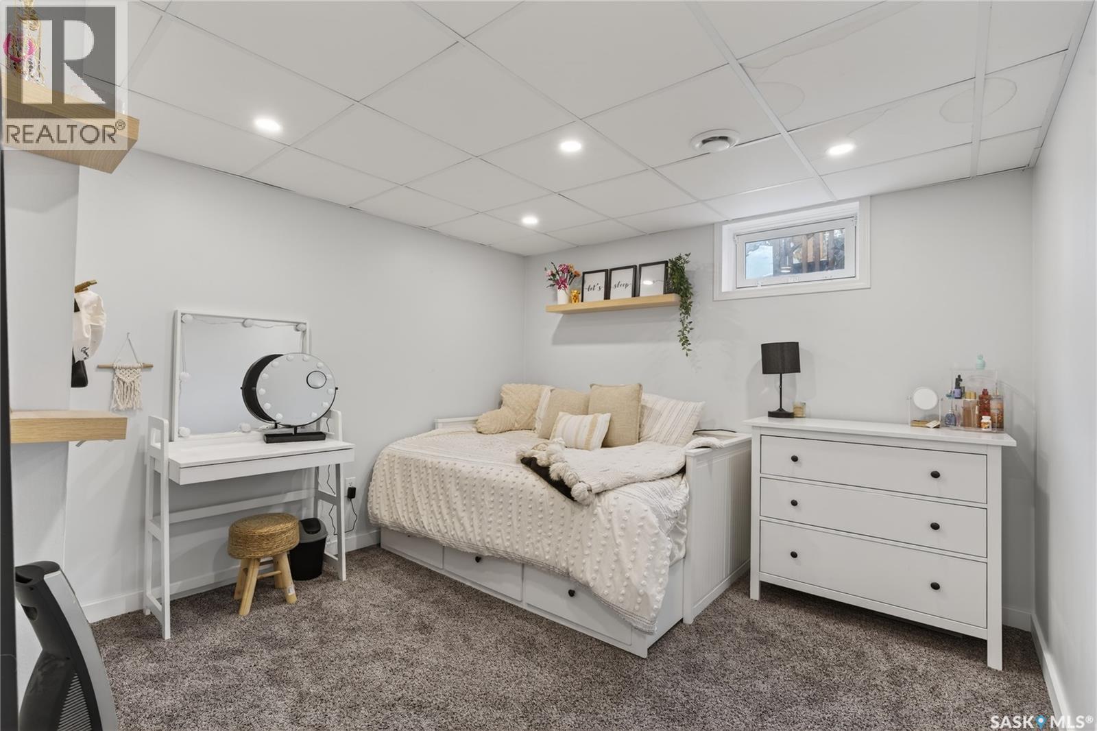 35 King Crescent, Humboldt, SK - Indoor Photo Showing Bedroom