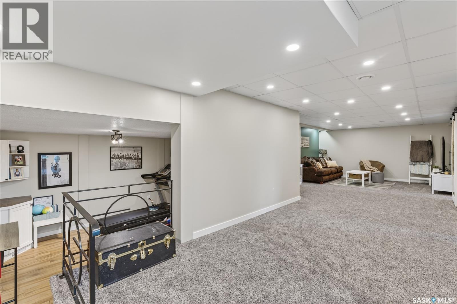 35 King Crescent, Humboldt, SK - Indoor