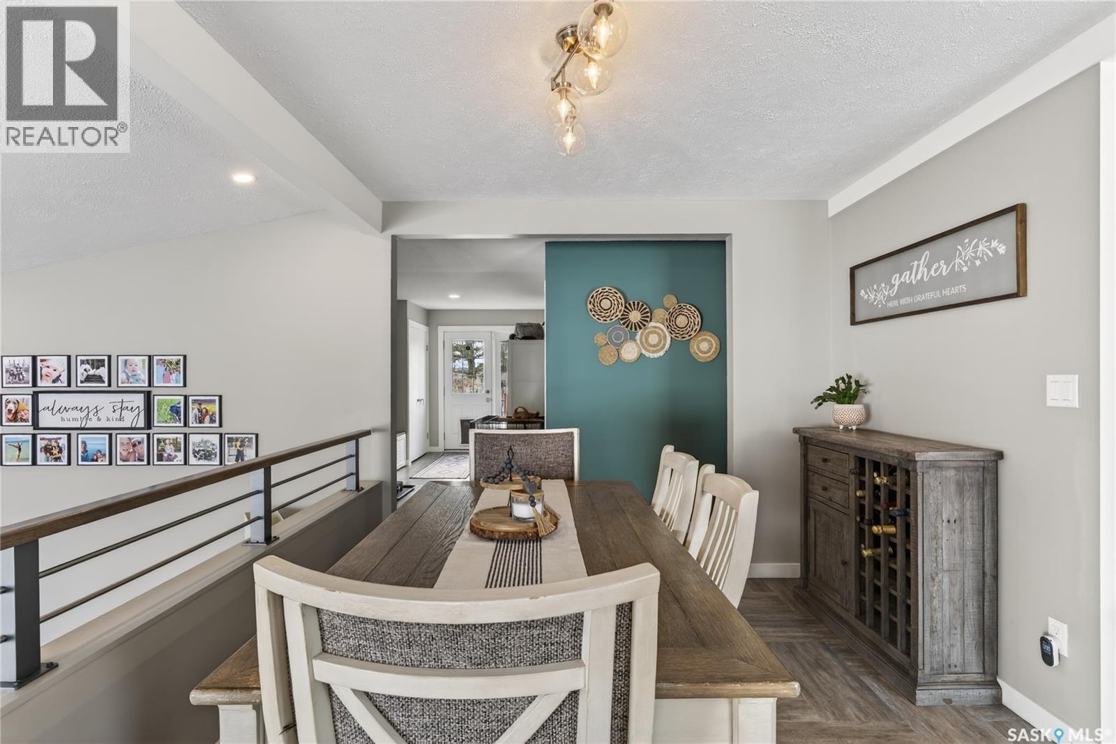 35 King Crescent, Humboldt, SK - Indoor Photo Showing Dining Room
