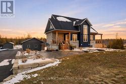 114 CHARLES HOLDEN AVENUE Merrickville-Wolford, ON K0G 1N0