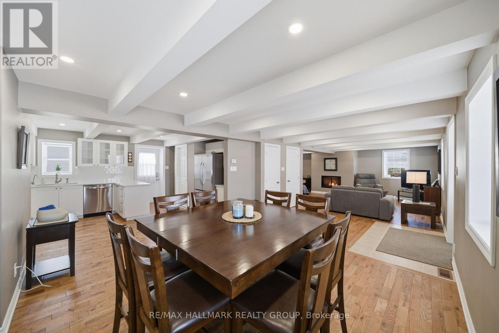 4968 Highway 34 Highway, Champlain, ON - Indoor Photo Showing Dining Room