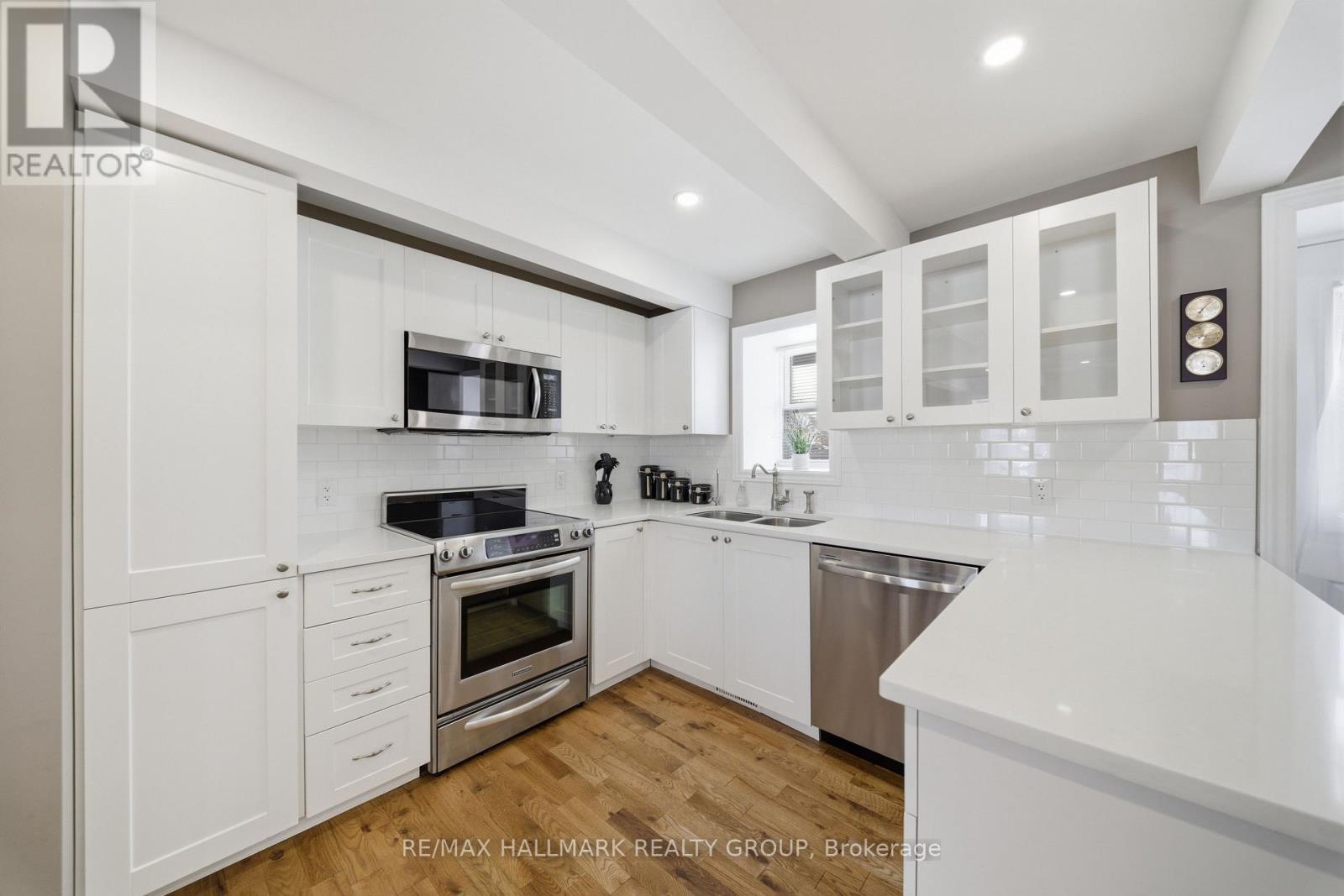 4968 Highway 34 Highway, Champlain, ON - Indoor Photo Showing Kitchen With Double Sink