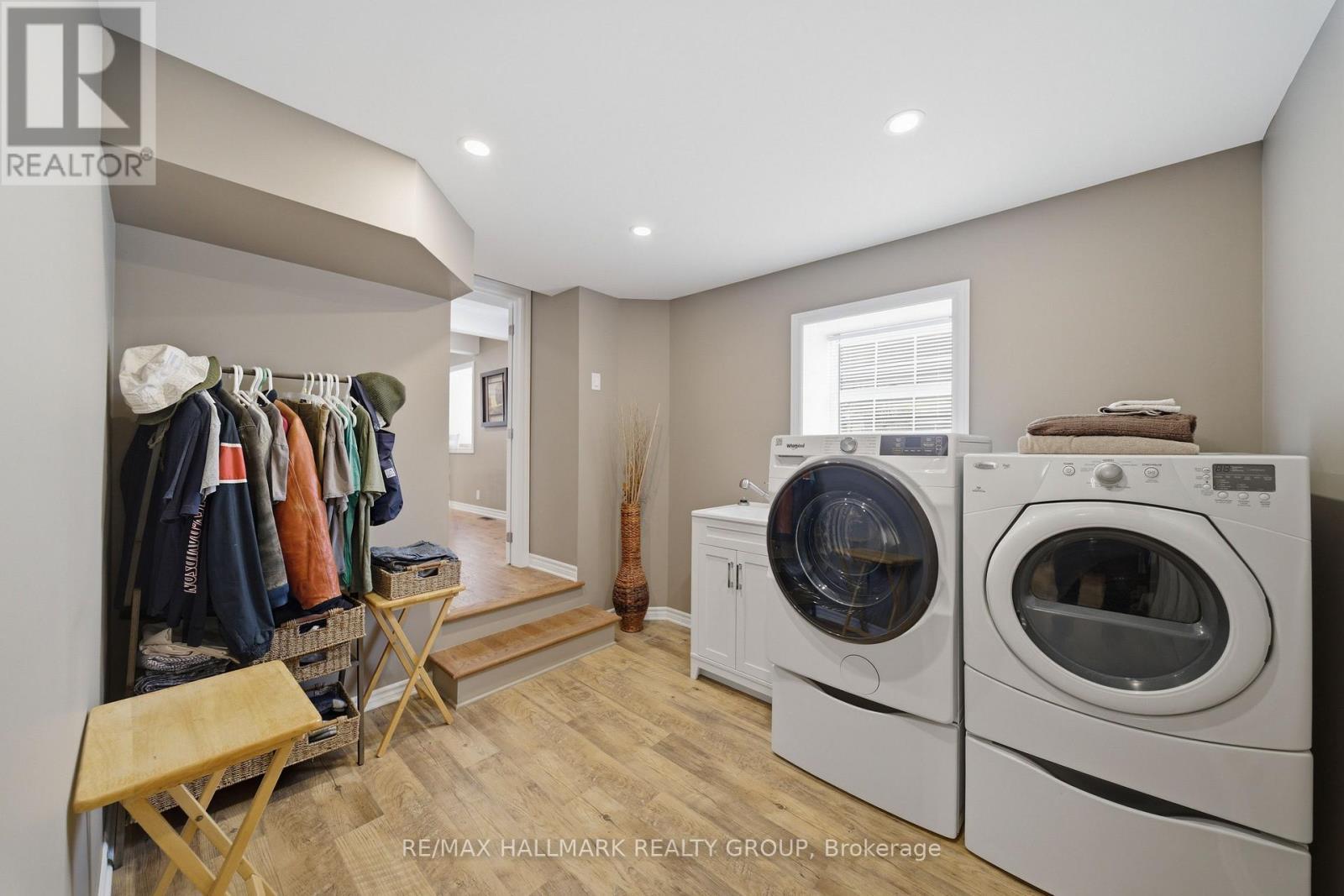 4968 Highway 34 Highway, Champlain, ON - Indoor Photo Showing Laundry Room