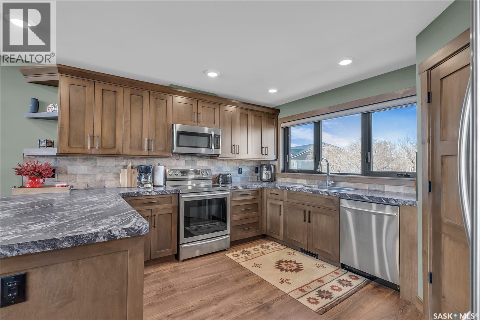 35 Grace Bay, Diefenbaker Lake, SK - Indoor Photo Showing Kitchen With Stainless Steel Kitchen