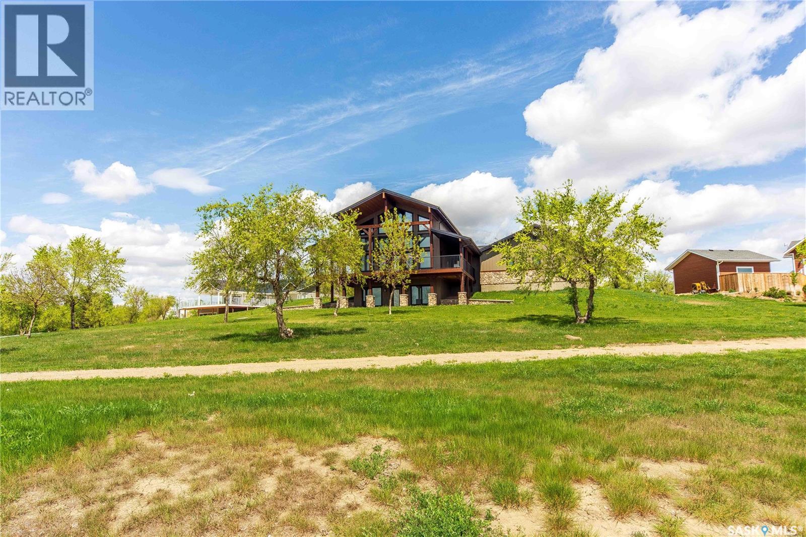 35 Grace Bay, Diefenbaker Lake, SK - Outdoor