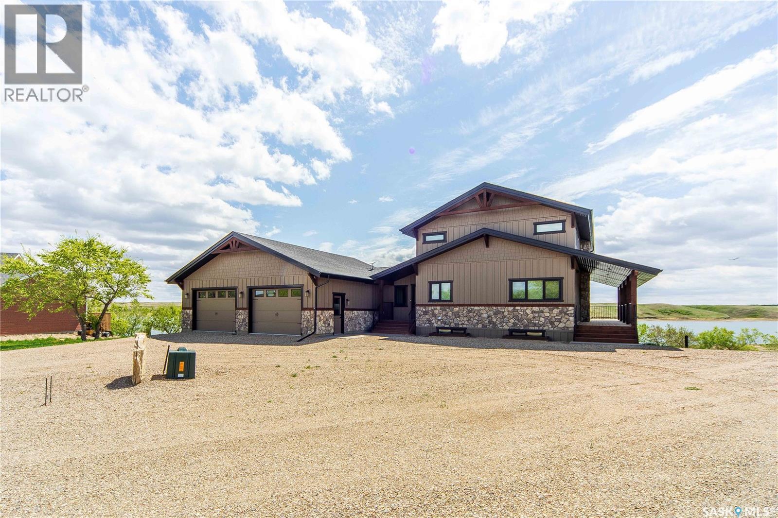 35 Grace Bay, Diefenbaker Lake, SK - Outdoor