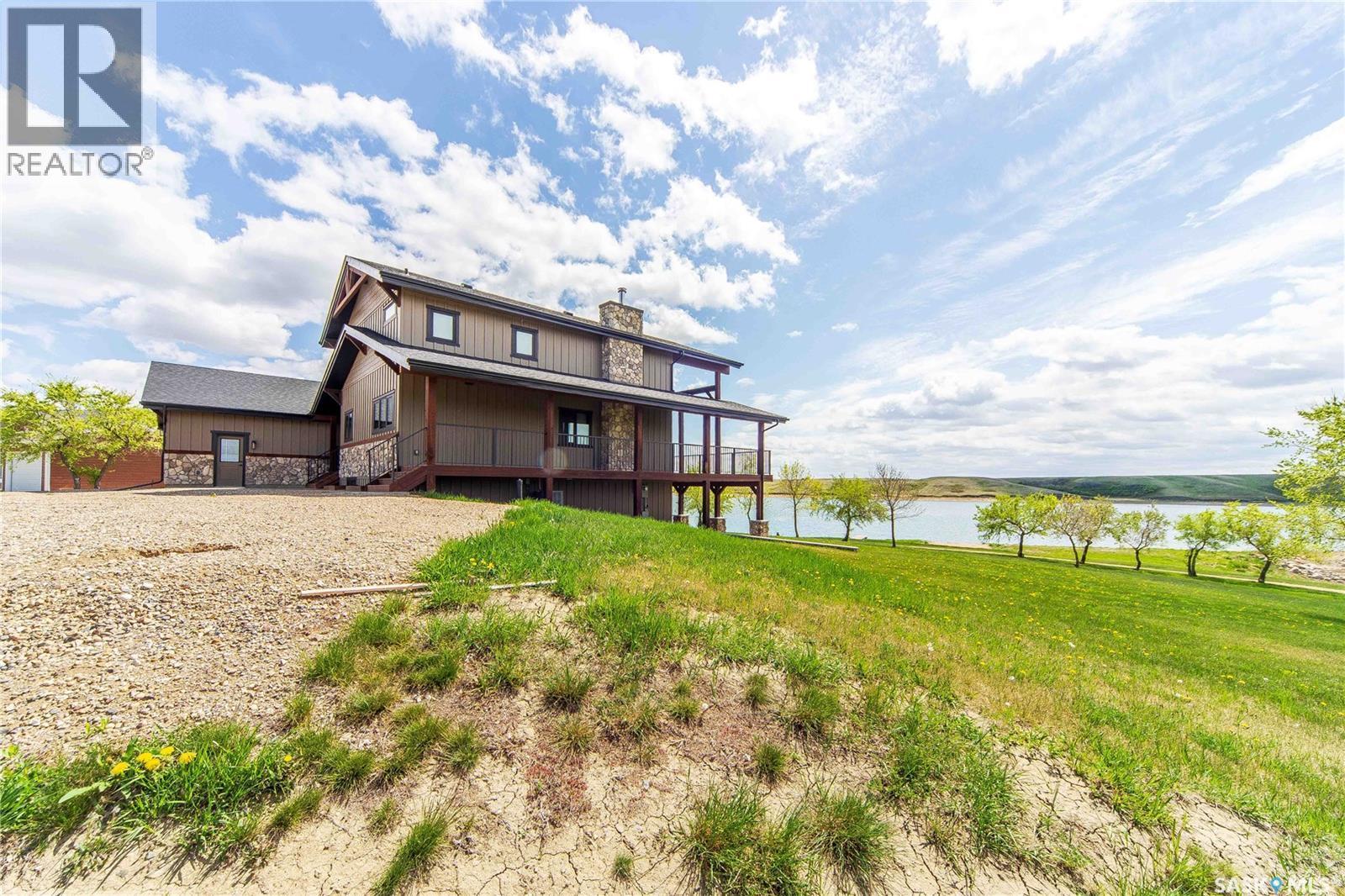 35 Grace Bay, Diefenbaker Lake, SK - Outdoor