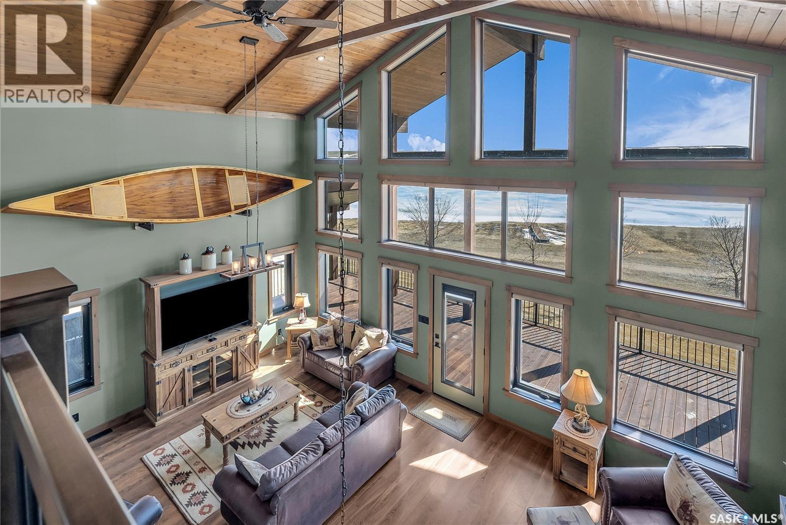 35 Grace Bay, Diefenbaker Lake, SK - Indoor Photo Showing Other Room