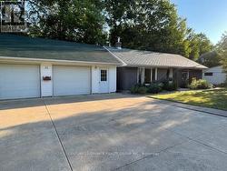 12 FOREST HILL ROAD Bancroft (Bancroft Ward), ON K0L 1C0